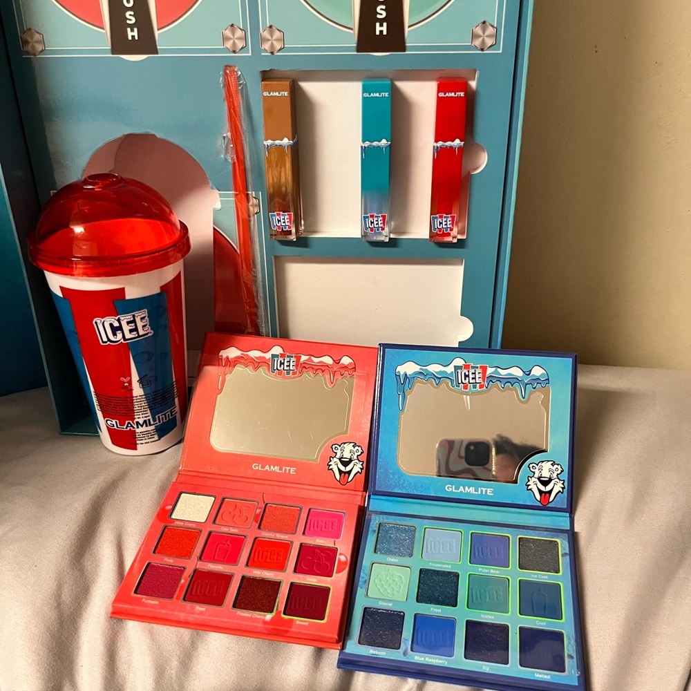 Glamlite ICEE Eyeshadow Palette Set